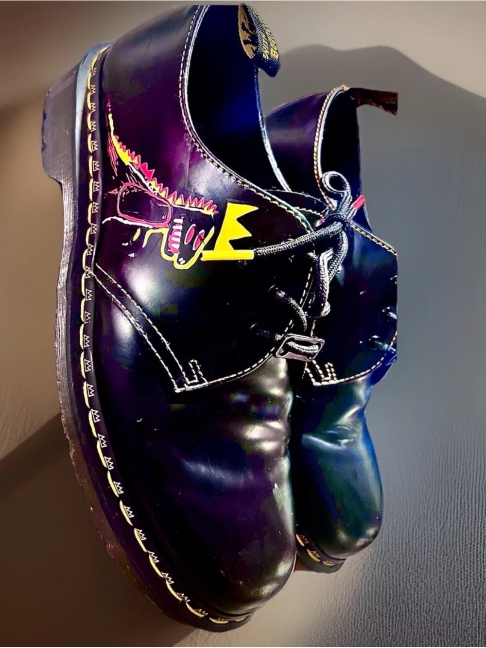 Dr Martens Jean Basquiat Collaboration 1461 release M 10 W 11 no box